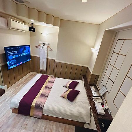 Hotel Crystal 大人専用 Tokyo Bagian luar foto