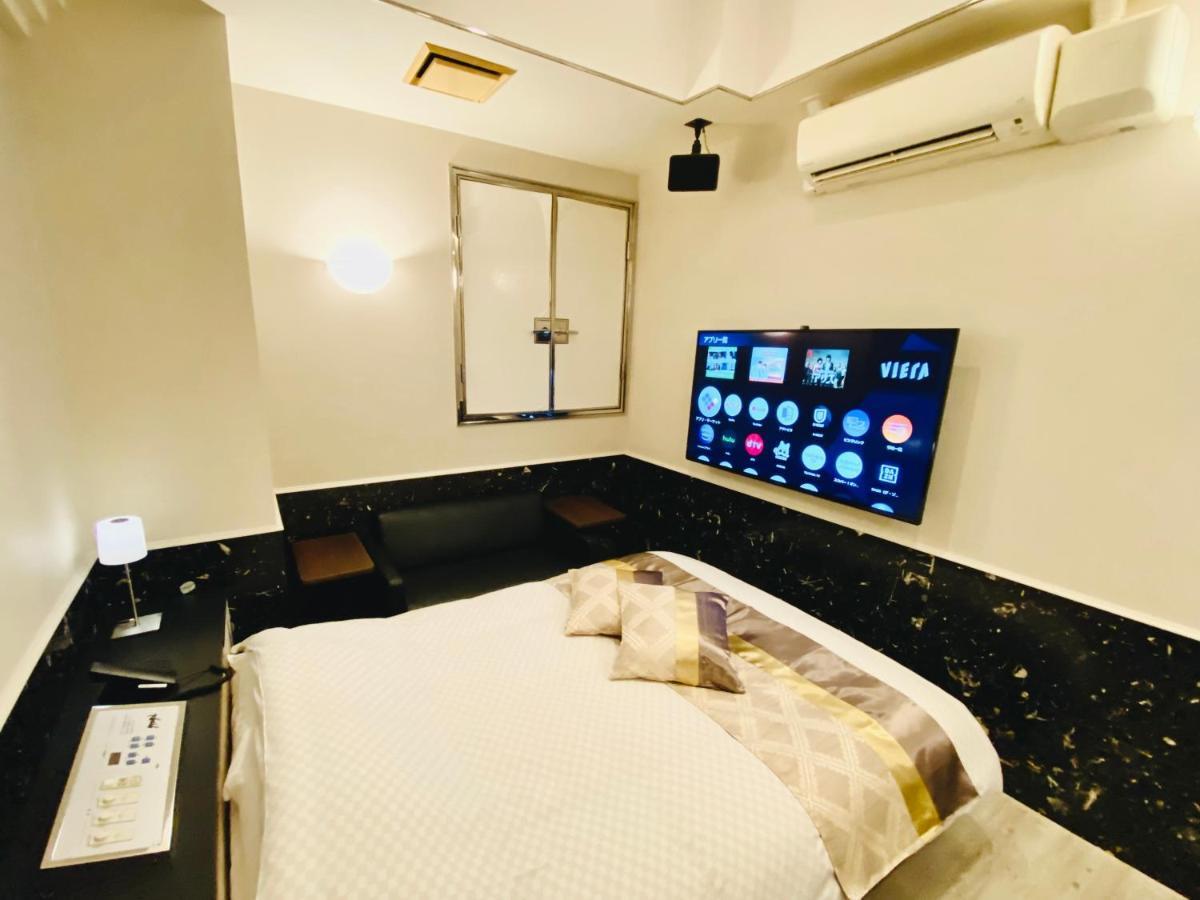 Hotel Crystal 大人専用 Tokyo Bagian luar foto