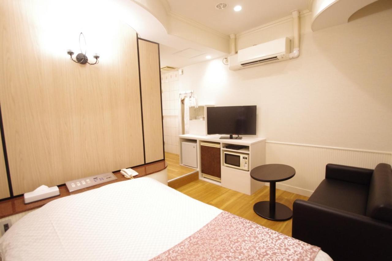 Hotel Crystal 大人専用 Tokyo Bagian luar foto