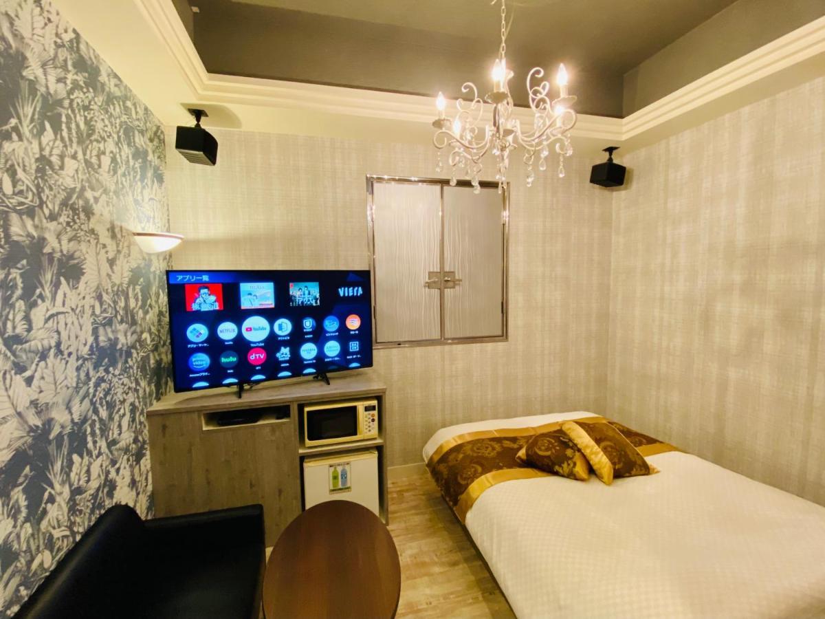 Hotel Crystal 大人専用 Tokyo Bagian luar foto